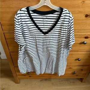 Faded Glory Black and White Striped Short Sleeve Tee